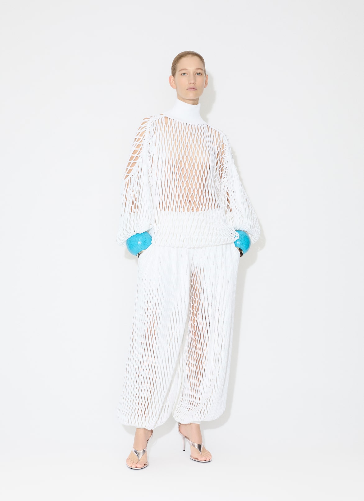MACRAMÉ KNIT LOOSE JUMPER ALAÏA WHITE  MACRAMÉ KNIT LOOSE JUMPER